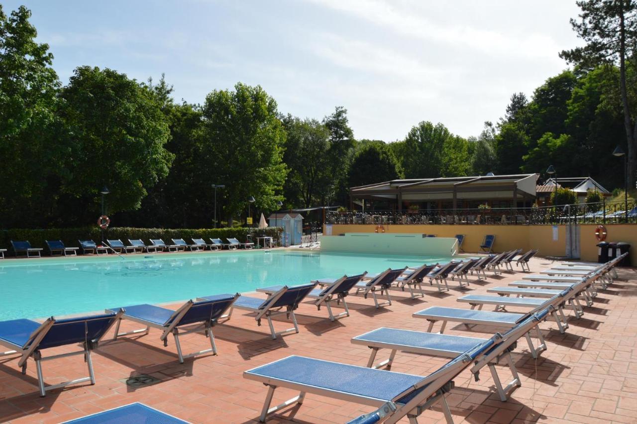 Camping Village Mugello Verde Сан-П'єро-а-Сьєве Екстер'єр фото