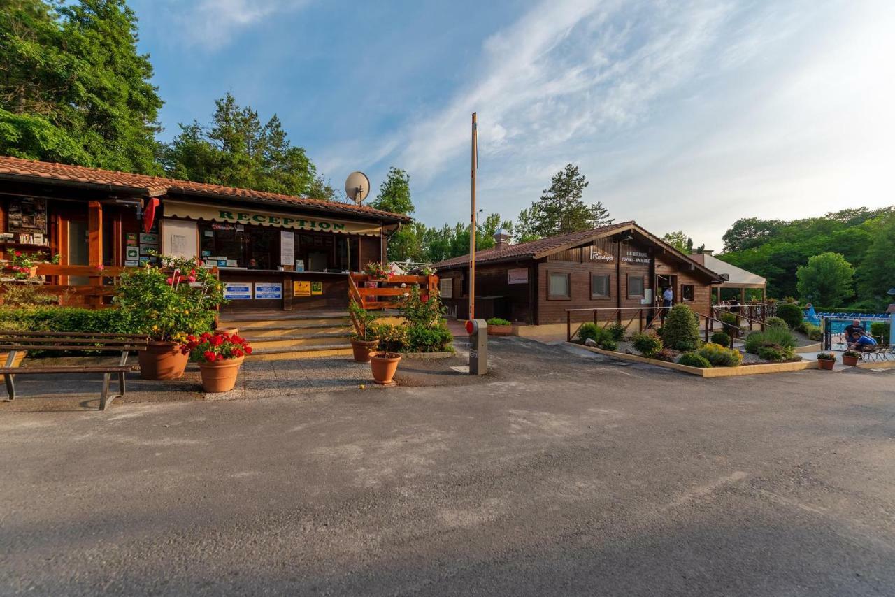 Camping Village Mugello Verde Сан-П'єро-а-Сьєве Екстер'єр фото